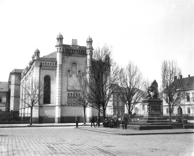 Pardubická synagoga kolem roku 1905